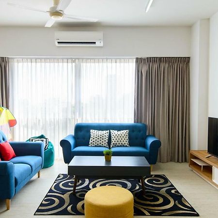 By The Sea Beach Front Apartment Batu Ferringhi Esterno foto