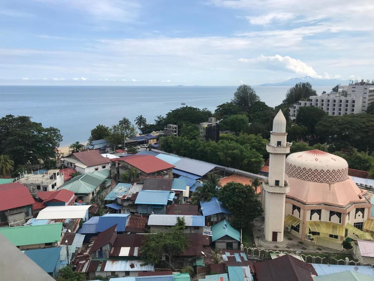 By The Sea Beach Front Apartment Batu Ferringhi Esterno foto