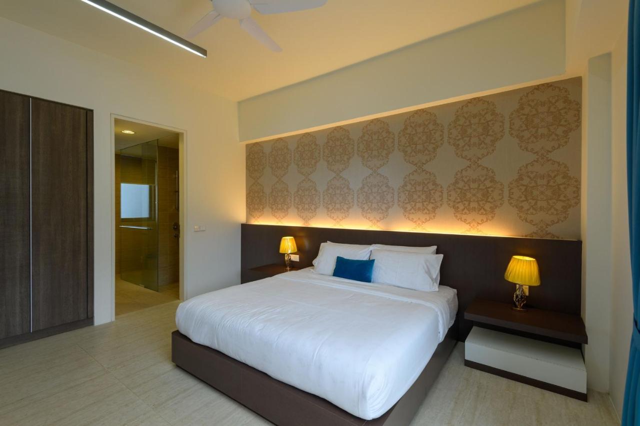 By The Sea Beach Front Apartment Batu Ferringhi Esterno foto