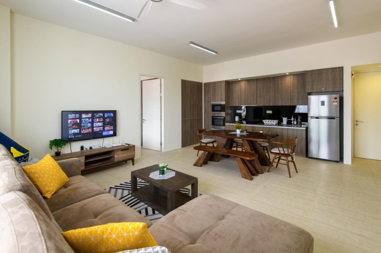 By The Sea Beach Front Apartment Batu Ferringhi Esterno foto