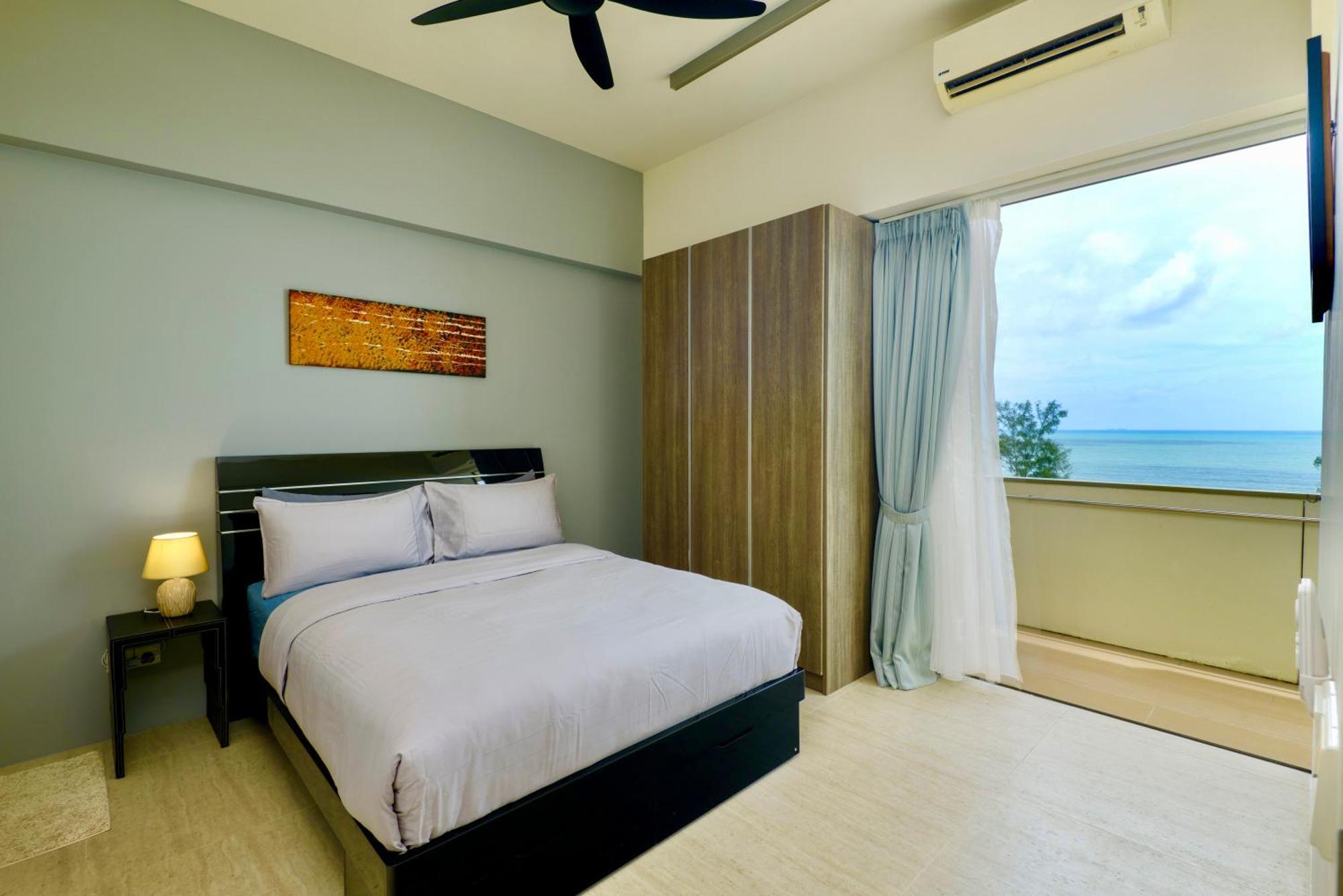 By The Sea Beach Front Apartment Batu Ferringhi Esterno foto