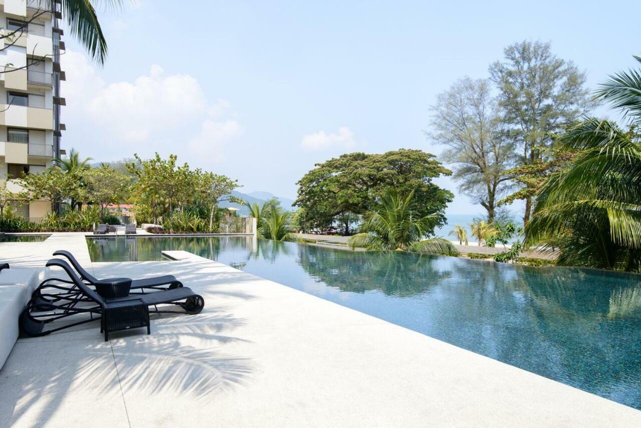 By The Sea Beach Front Apartment Batu Ferringhi Esterno foto