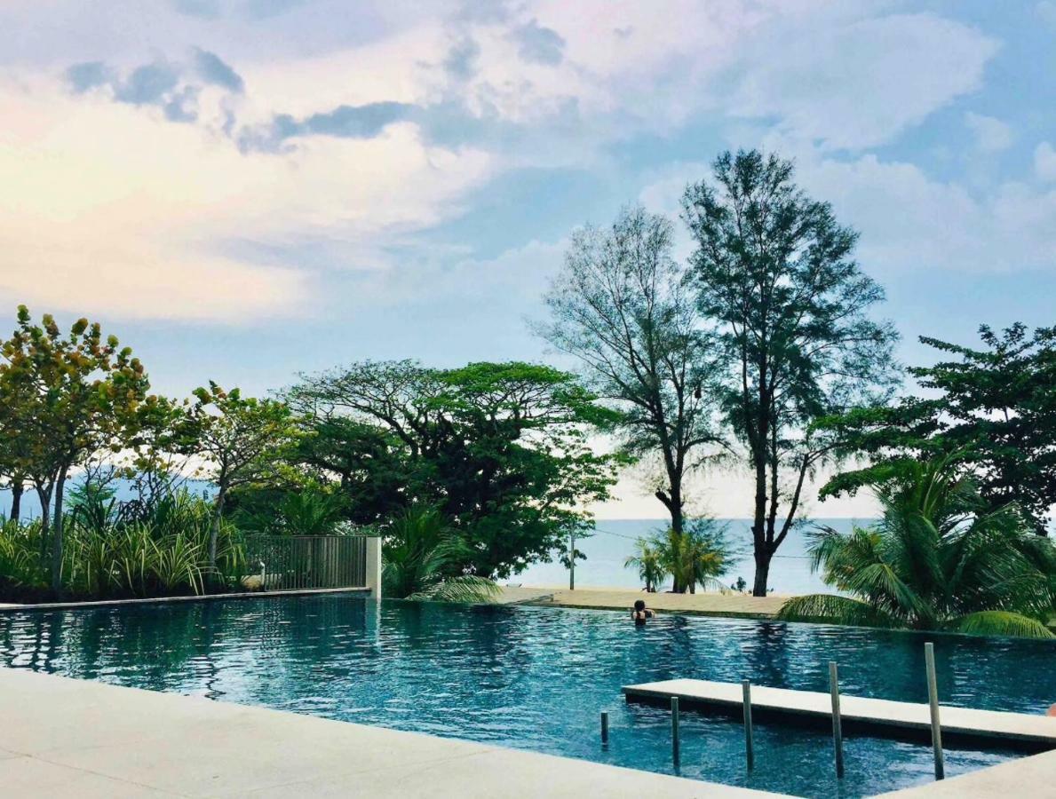 By The Sea Beach Front Apartment Batu Ferringhi Esterno foto