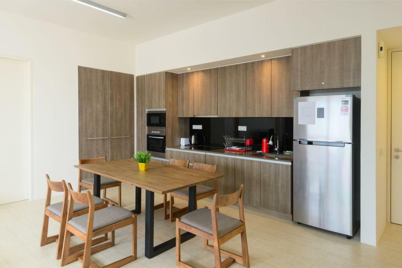 By The Sea Beach Front Apartment Batu Ferringhi Esterno foto