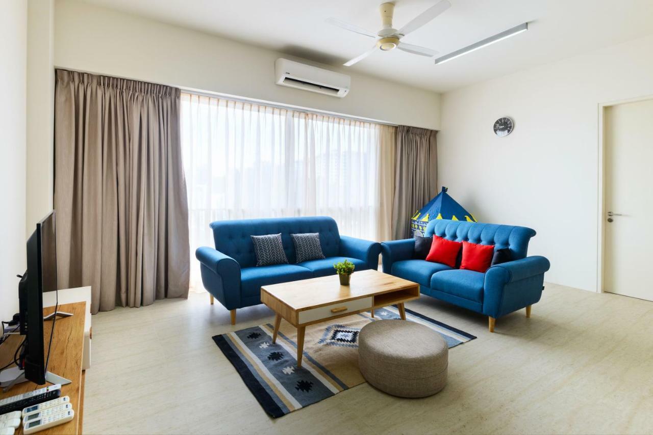 By The Sea Beach Front Apartment Batu Ferringhi Esterno foto