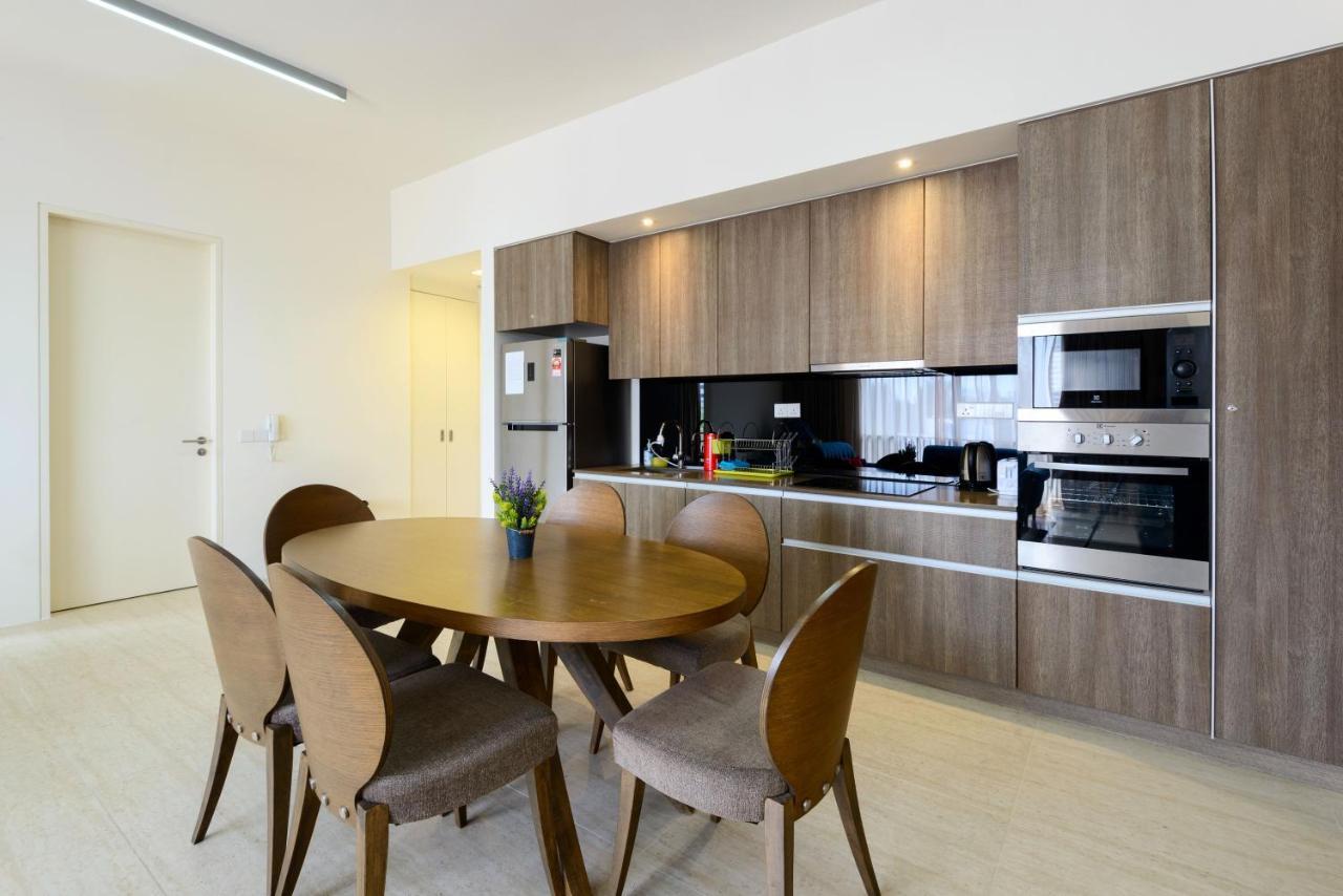 By The Sea Beach Front Apartment Batu Ferringhi Esterno foto